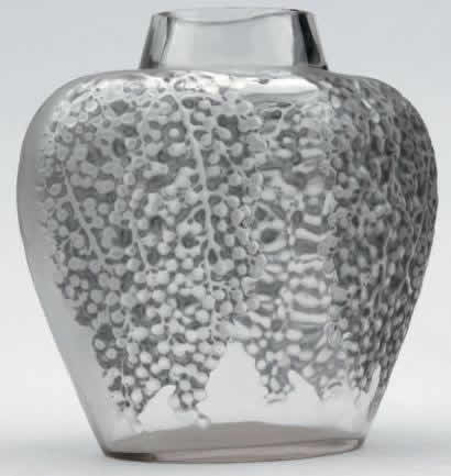 R. Lalique Poivre Vase