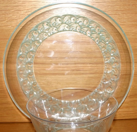 R. Lalique Pouilly-2 Plate