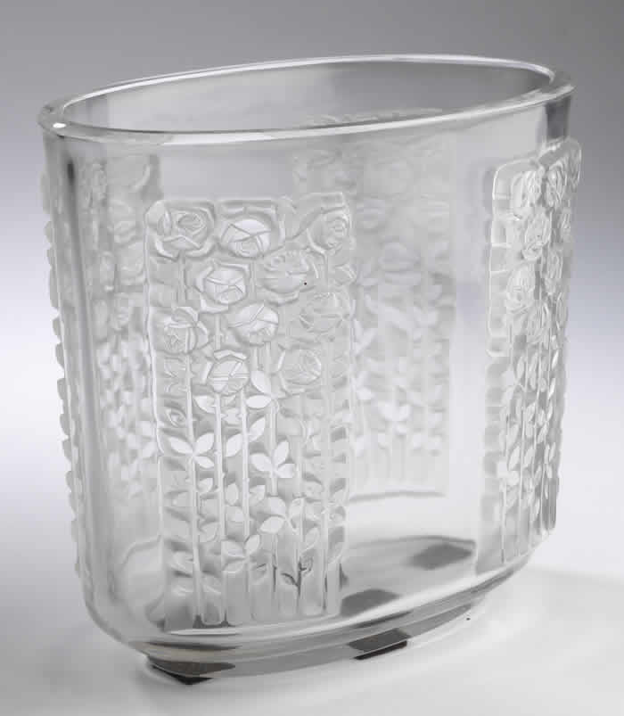 R. Lalique Quarante Roses Vase
