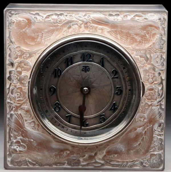 R. Lalique Quatre Moineaux Du Japon Clock