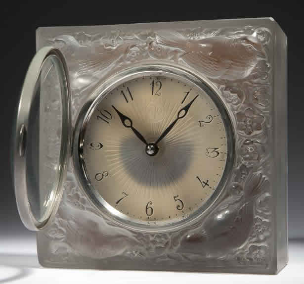 R. Lalique Quatre Moineaux Du Japon Clock