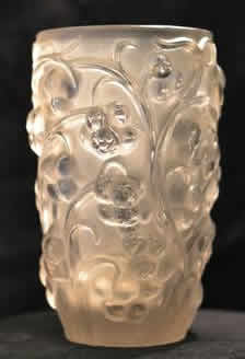 R. Lalique Raisins Vase