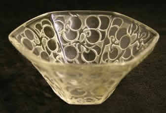 R. Lalique Raisins Six Pans Bowl