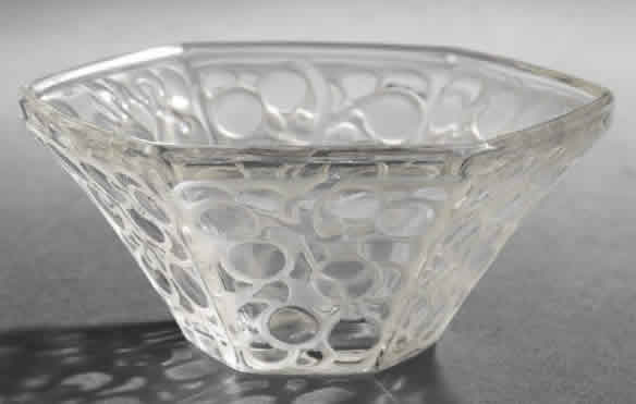 R. Lalique Raisins Six Pans Bowl