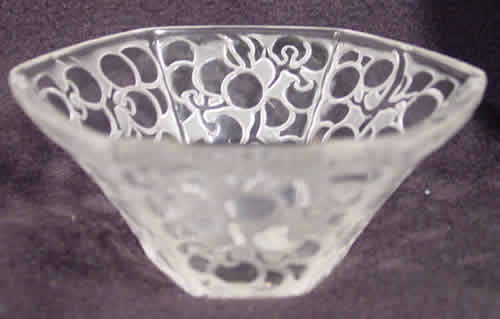 R. Lalique Raisins Six Pans Bowl