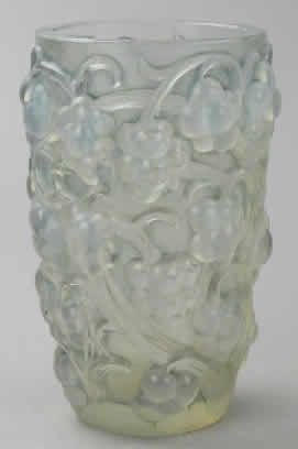 R. Lalique Raisins Vase