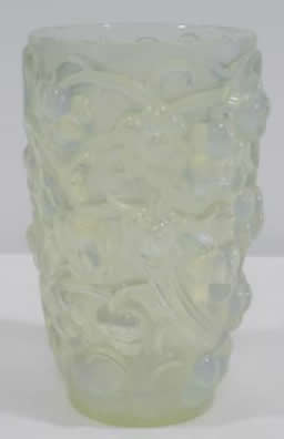 R. Lalique Raisins Vase