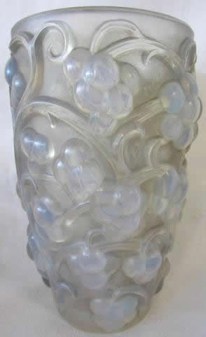 R. Lalique Raisins Vase