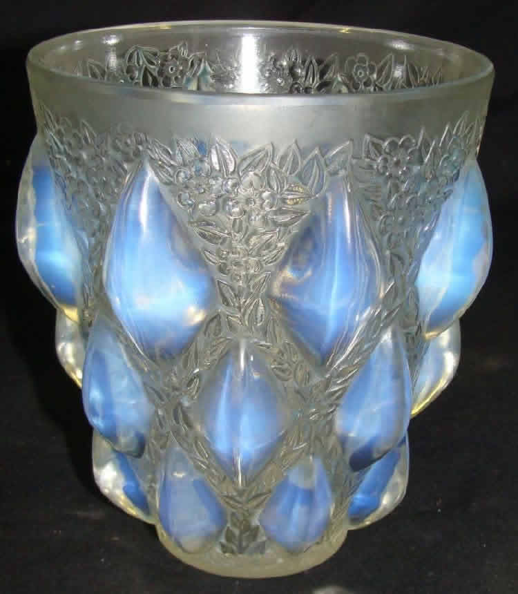 R. Lalique Rampillon Vase