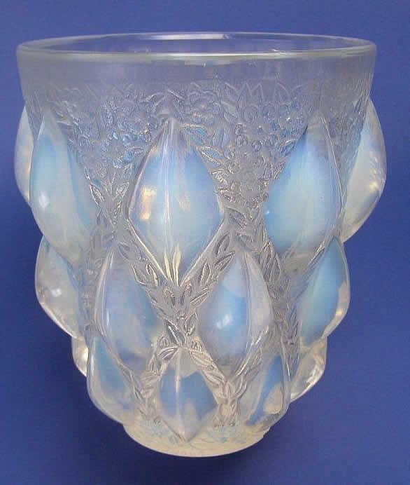 R. Lalique Rampillon Vase