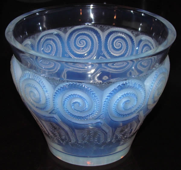 R. Lalique Rennes Vase