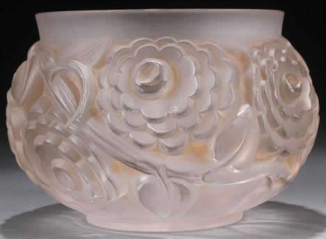 R. Lalique Renoncules Vase