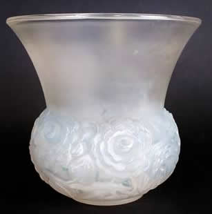 R. Lalique Renoncules Vase