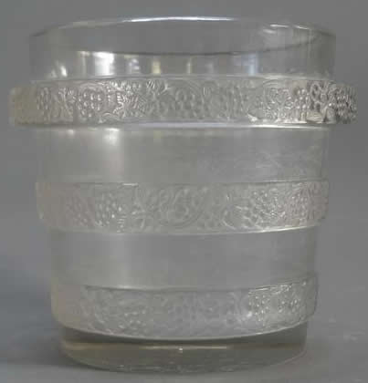 R. Lalique Ricquewihr Vase