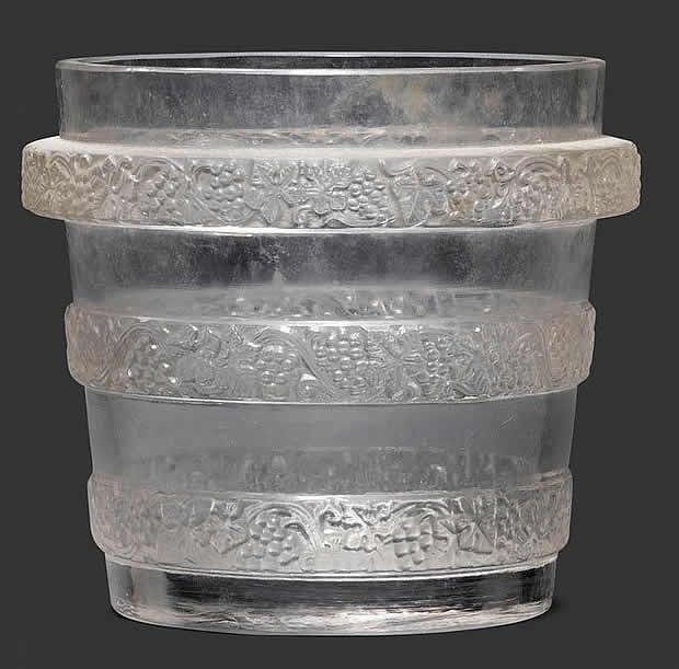 R. Lalique Ricquewihr Vase