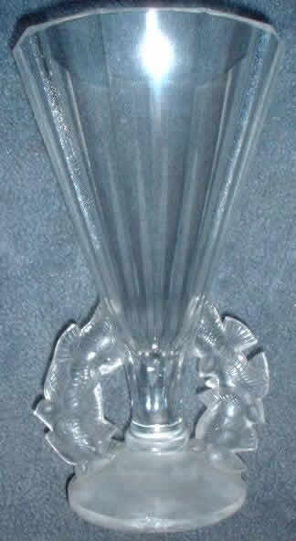 R. Lalique Roitelets Vase