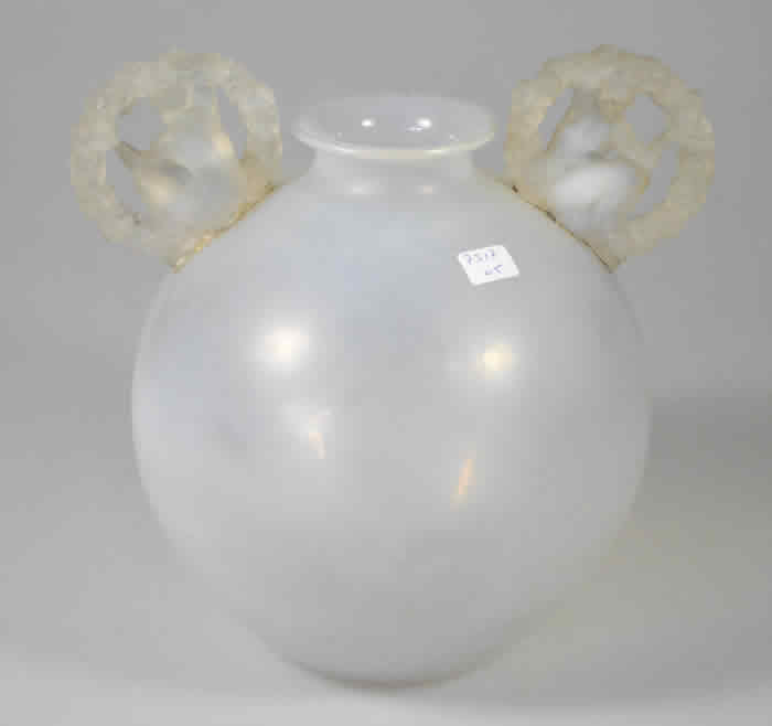R. Lalique Ronsard Vase