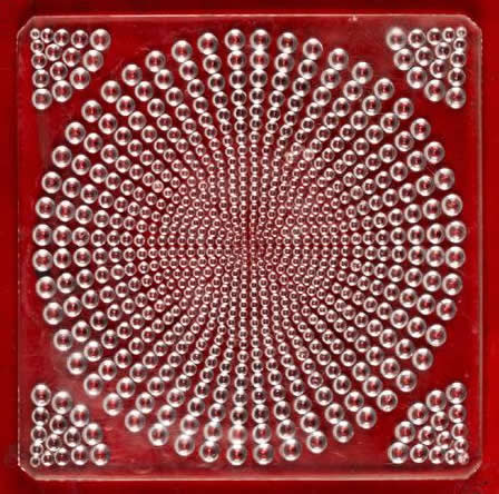 R. Lalique Rosace Perlee Carreau