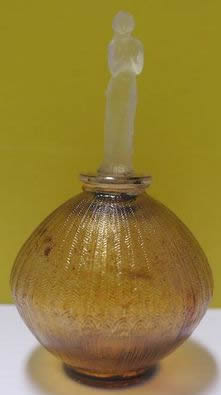 R. Lalique Roses Perfume Bottle