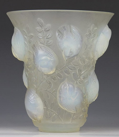 R. Lalique Saint-Francois Vase