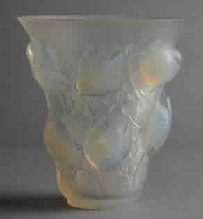 R. Lalique Saint-Francois Vase