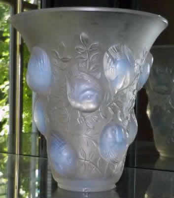 R. Lalique Saint Francois Vase