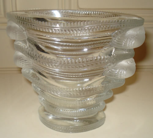 R. Lalique Saint-Marc Vase
