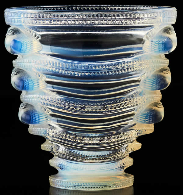 R. Lalique Saint-Marc Vase
