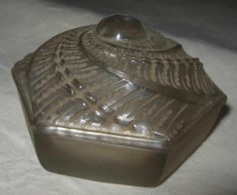 R. Lalique Saint Nectaire Box