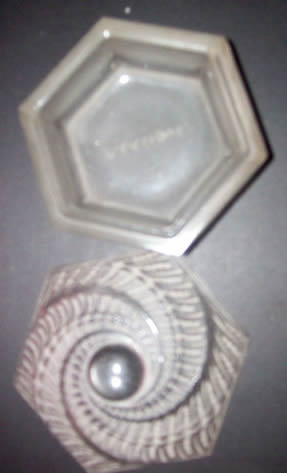 R. Lalique Saint-Nectaire Covered Box