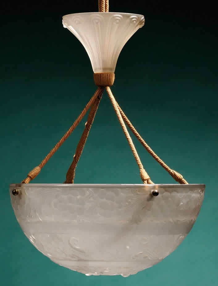 R. Lalique Saint-Vincent Chandelier