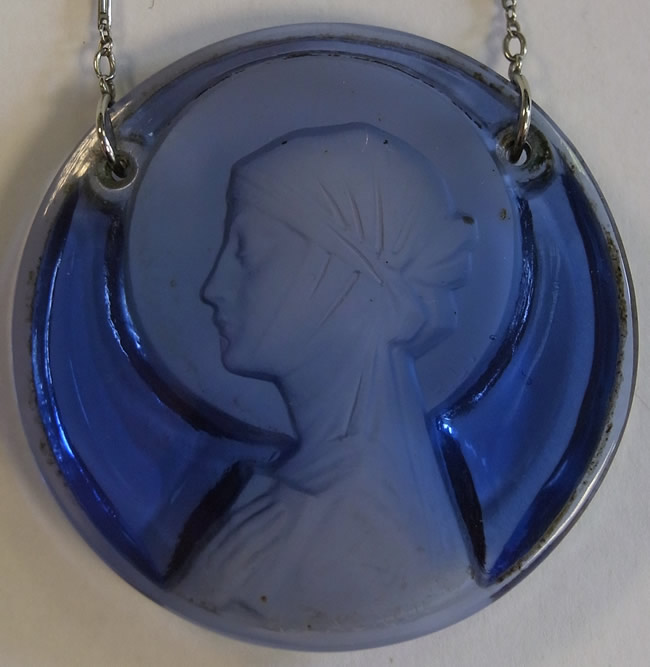 R. Lalique Sainte-Odile Pendant