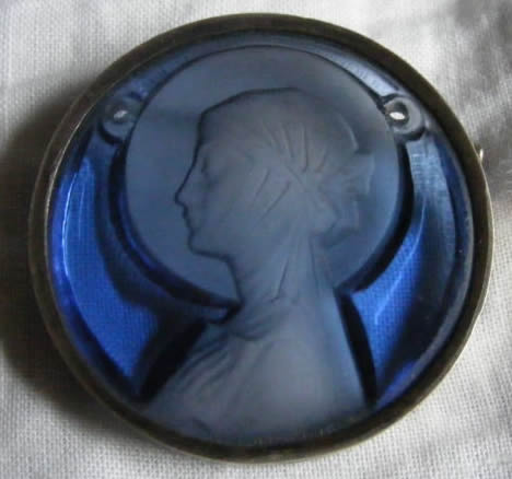 R. Lalique Saint-Odile Pendant