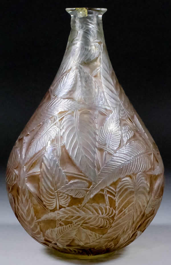 R. Lalique Sauge Vase