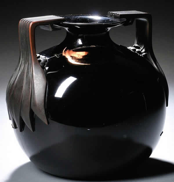 R. Lalique Senlis Vase