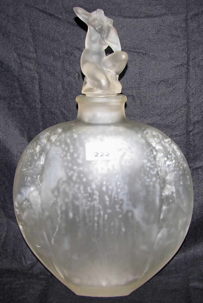 R. Lalique Sirenes Avec Bouchon Figurine Vase