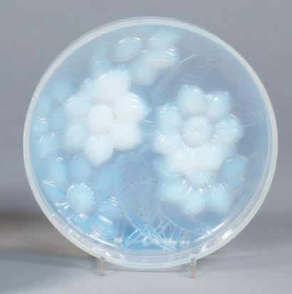 R. Lalique Six Dahlias Box