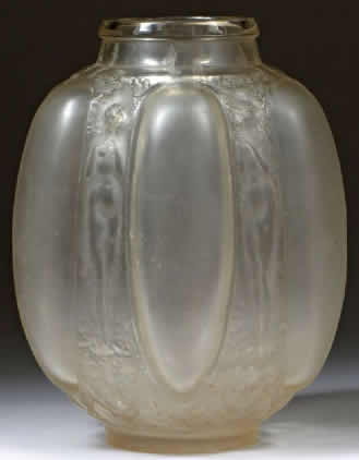 R. Lalique Six Figurines Et Masques Vase
