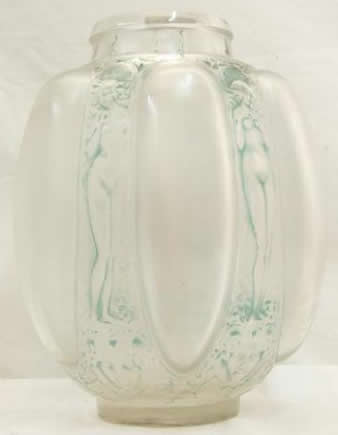R. Lalique Six Figurines Et Masques Vase
