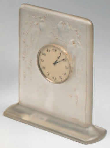 R. Lalique Six Hirondelles Perchees Clock