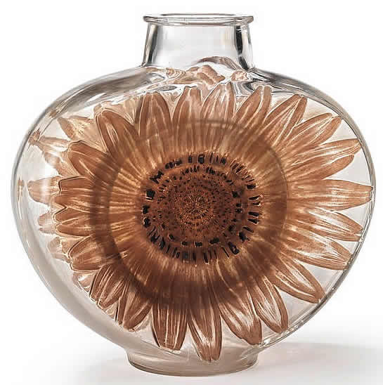 R. Lalique Soleil Vase