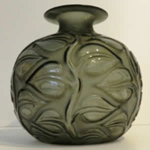 R. Lalique Sophora Vase