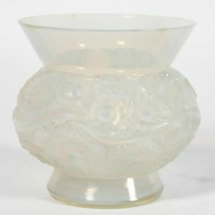 R. Lalique Soucis Vase