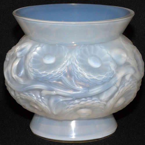 R. Lalique Soucis Vase