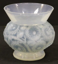 R. Lalique Soucis Vase