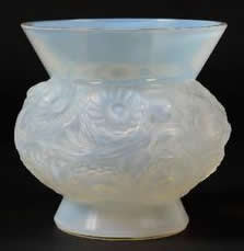 R. Lalique Soucis Vase