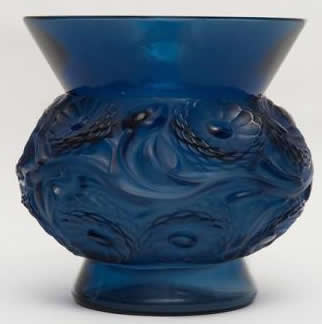 R. Lalique Soucis Vase