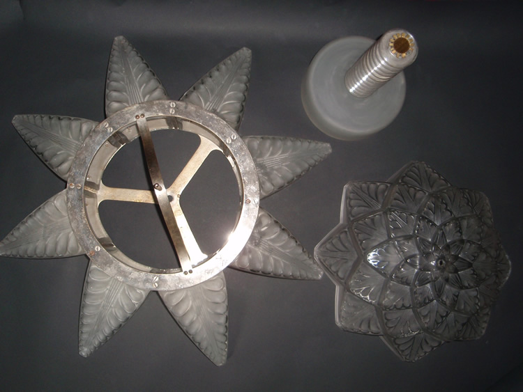 R. Lalique Stockholm I Chandelier