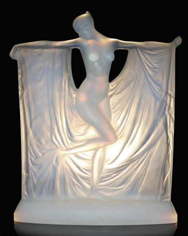 R. Lalique Suzanne Statue