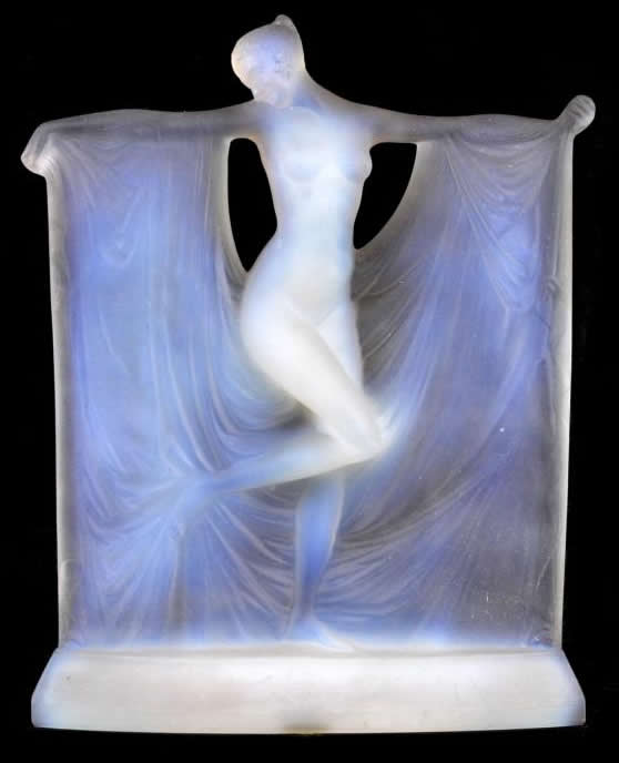 R. Lalique Suzanne Statue
